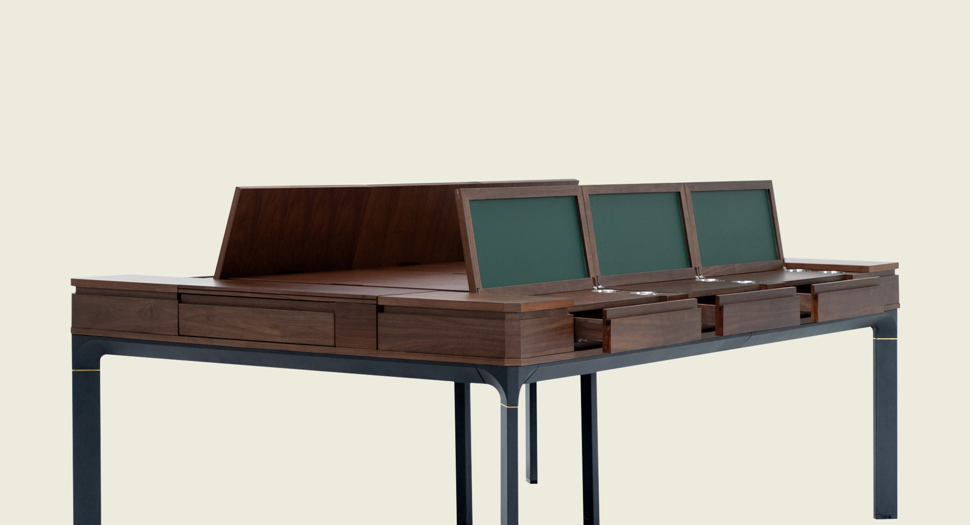 3rd Realm Gaming Table